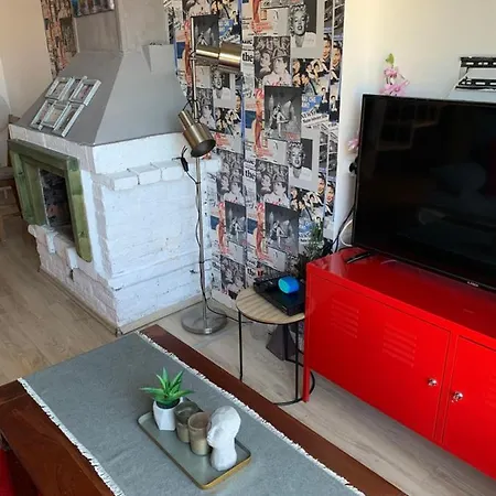 Apartment Lovely Penthouse With An Indoor Fireplace *